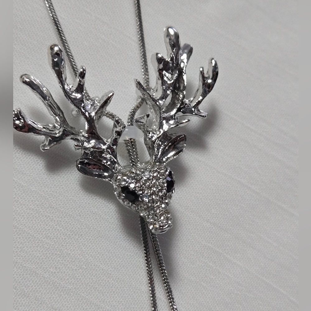 SPARKLY Deer Necklace W Snowballs Adjustable Length - Picture 2 of 4